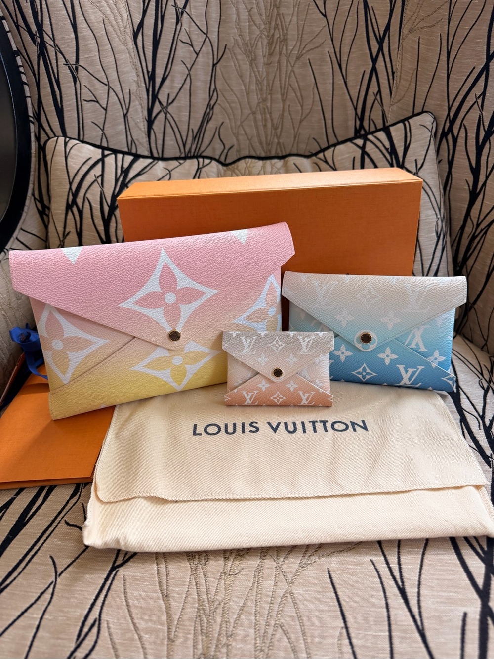 BNIB with receipt Louis Vuitton By the Pool Kirigami pouches set
